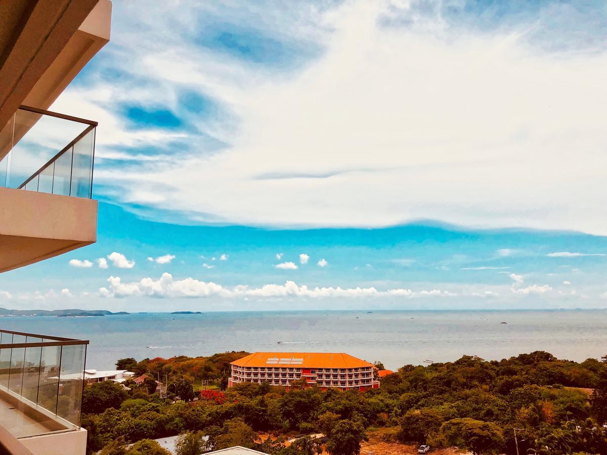 The Peak Towers Pattaya Apartment Екстериор снимка