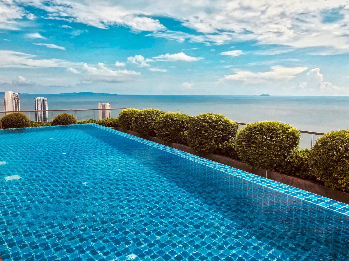 The Peak Towers Pattaya Apartment Екстериор снимка